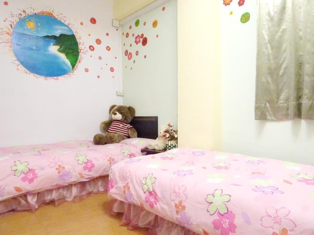 Big Bear Hostel Jiaxin Exterior photo